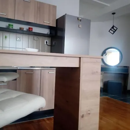 Tiffany In Apartment *
