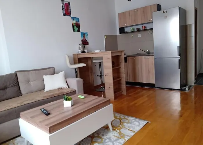 Tiffany In Apartment